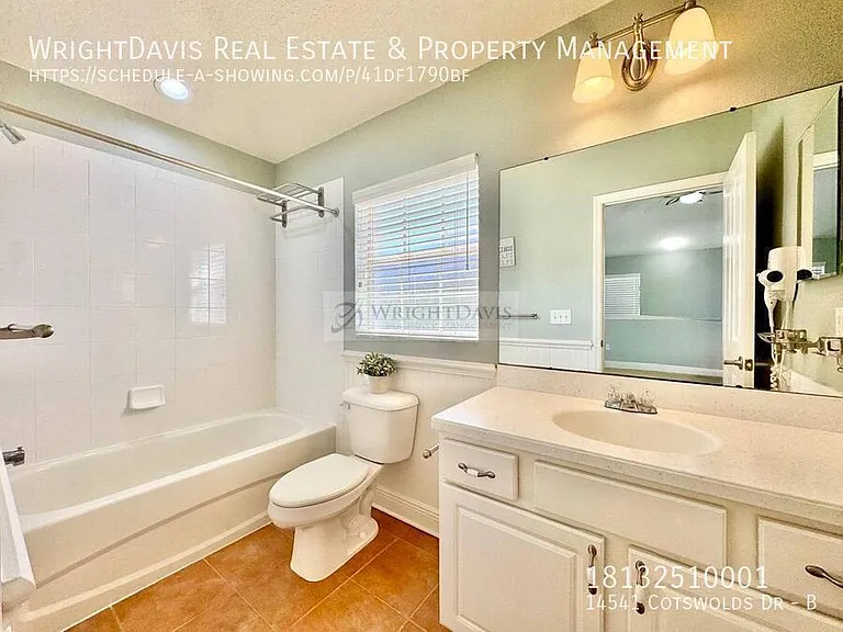 14541 Cotswolds Dr #B — Photo 9