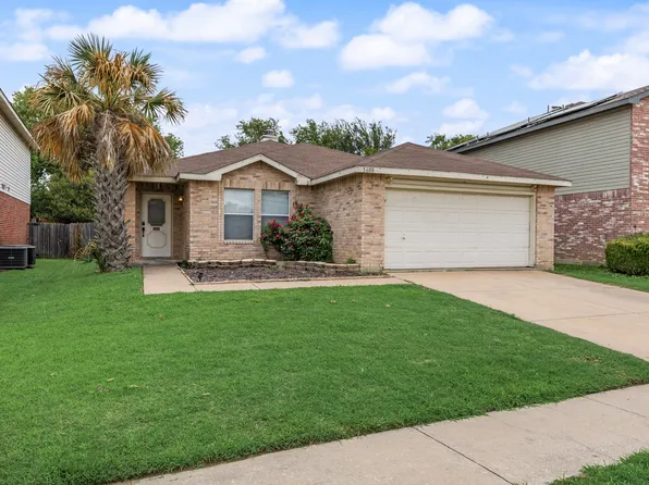 5600 Wiltshire Dr, Fort Worth, TX 76135