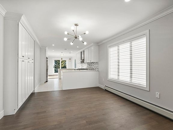 Ample Kitchen Cabinets for storage