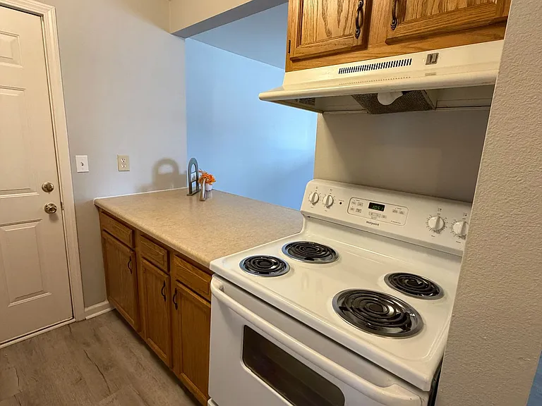 Cornerstone Apartments — Photo 19