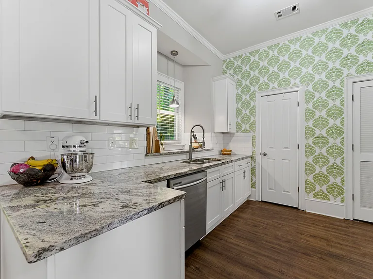 3052 Trafalgar Way — Photo 26