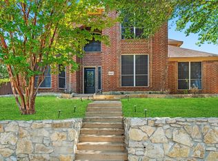 1020 Canyon Ridge Dr, Desoto, TX 75115