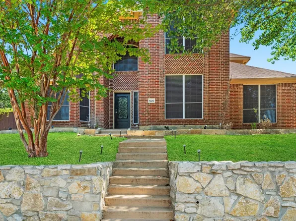 1020 Canyon Ridge Dr, Desoto, TX 75115