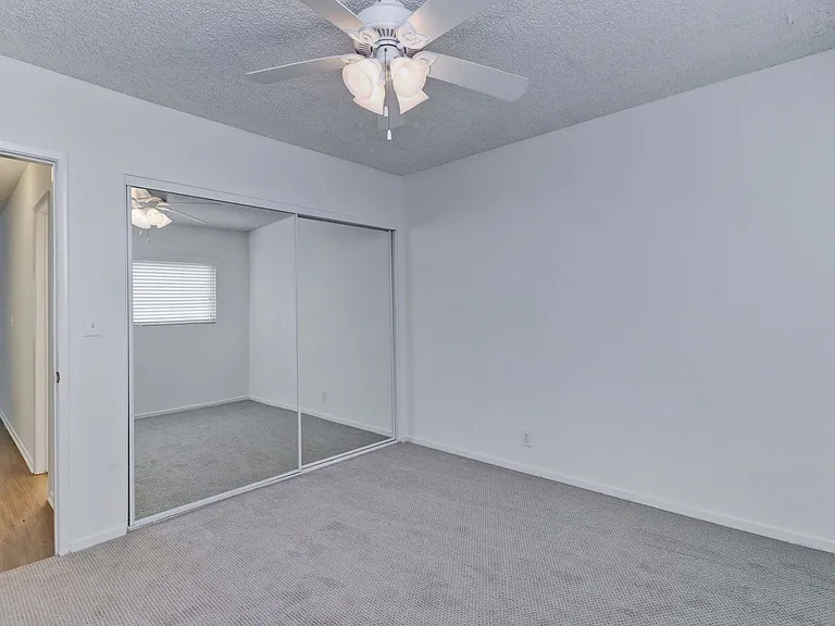 207 W Marquita #7 — Photo 18