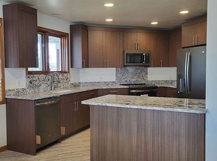 230 Mesa Dr, Rock Springs, WY 82901