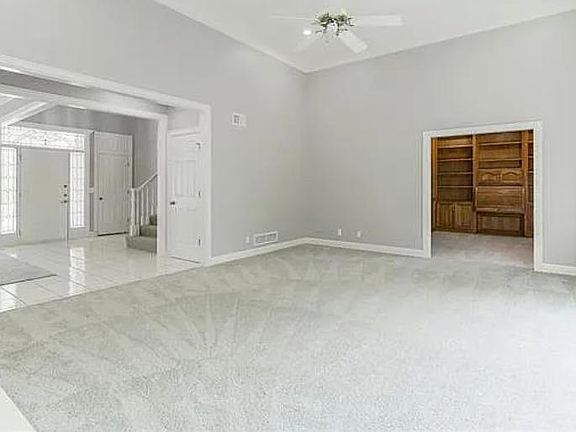 5th image of 9220 W 141st St