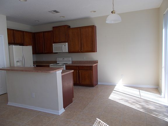 5th image of 15310 Galbi Dr