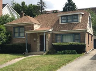 273 S Berkley Ave, Elmhurst, IL 60126