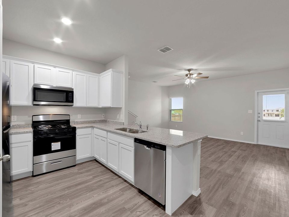 1st image of 131 Damon Dr