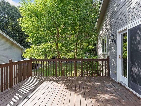 Great for hangouts and very spacious deck