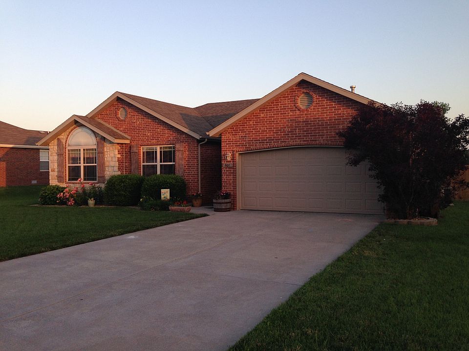 All brick home on corner lot