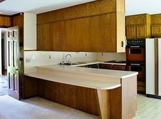 101 E Pembrey Dr, Wilmington, DE 19803