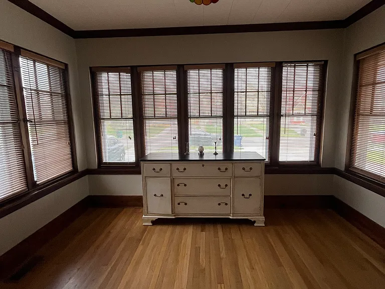 272 Norwalk Ave — Photo 6