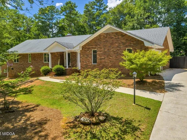 298 Lakeridge Ct, Macon, GA 31211