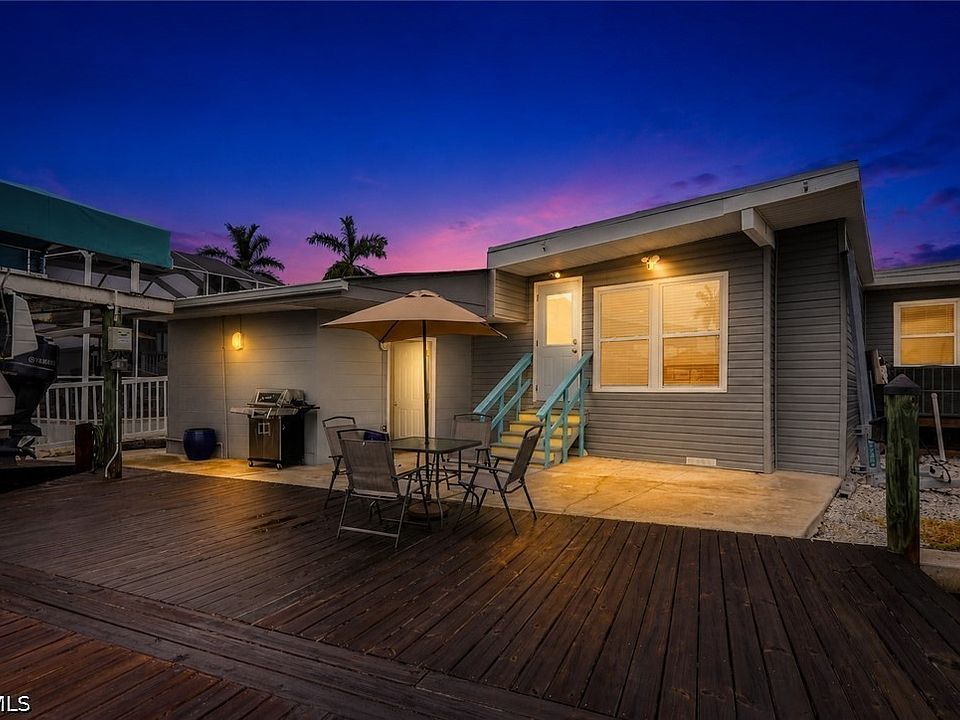 1st image of 3827 Coconut Dr