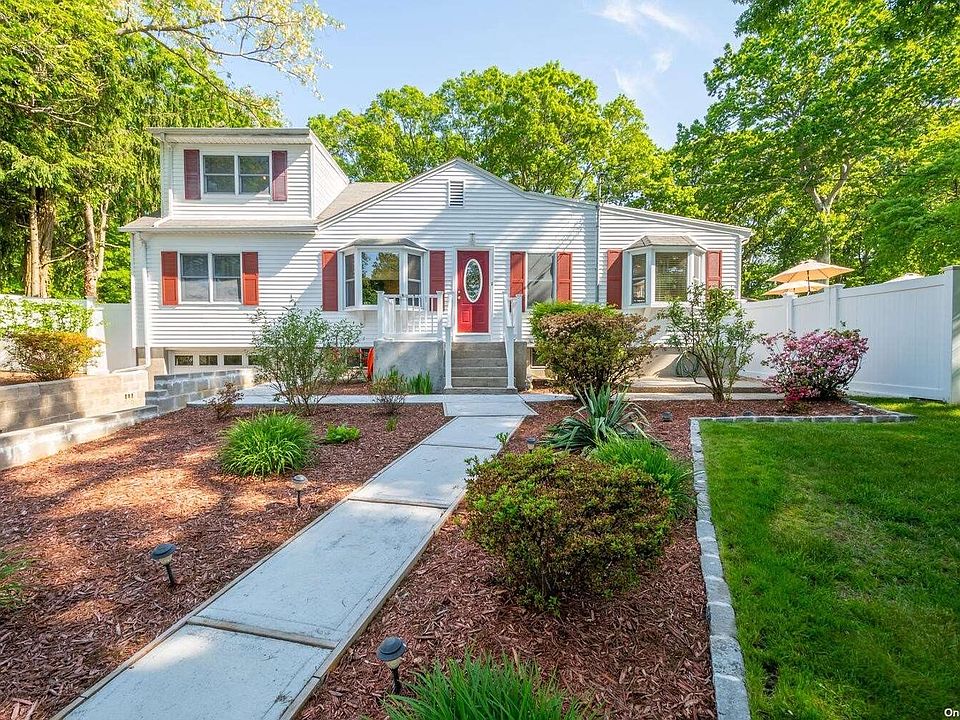 7 Fresh Pond Road, Sound Beach, NY 11789 Zillow