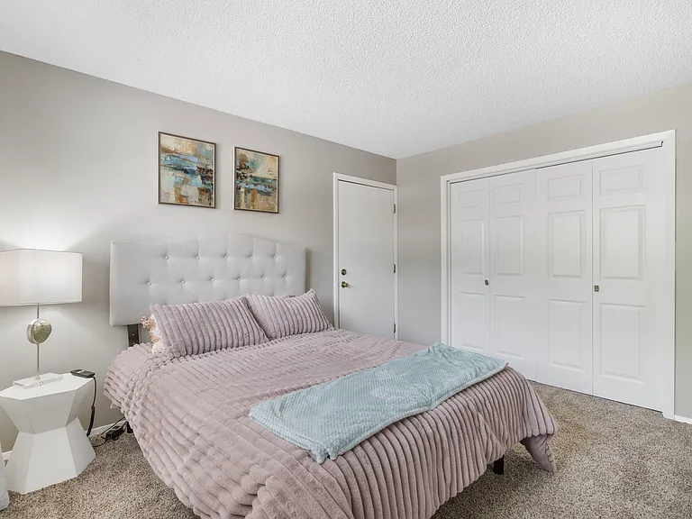 Guest Bedroom with deck access