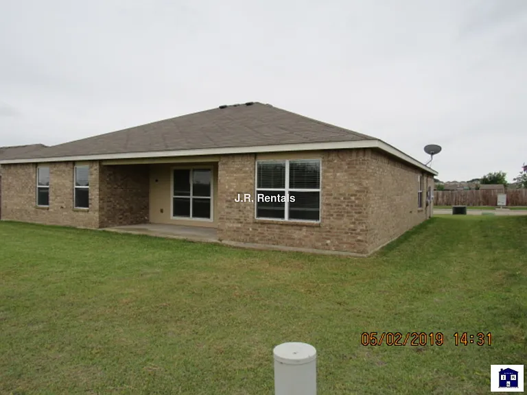 3909 Deputy Dr — Photo 46
