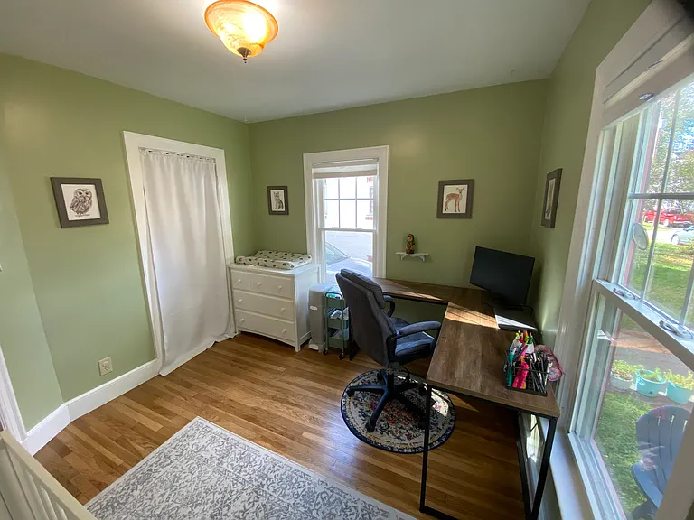 22 Abbott St — Photo 10