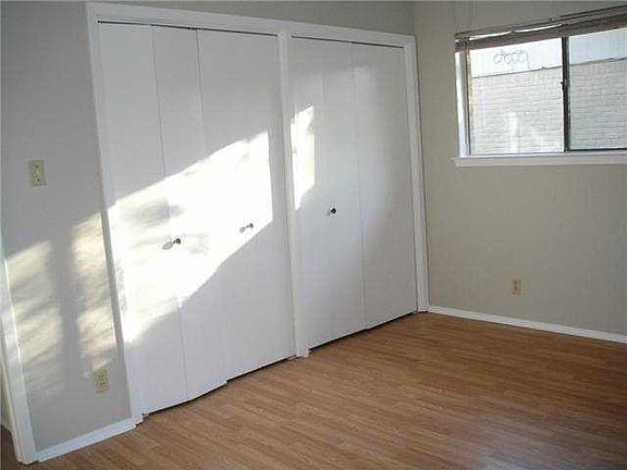 4th image of 10404 Leaning Willow Dr
