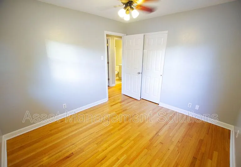 723 Riderwood Dr — Photo 15