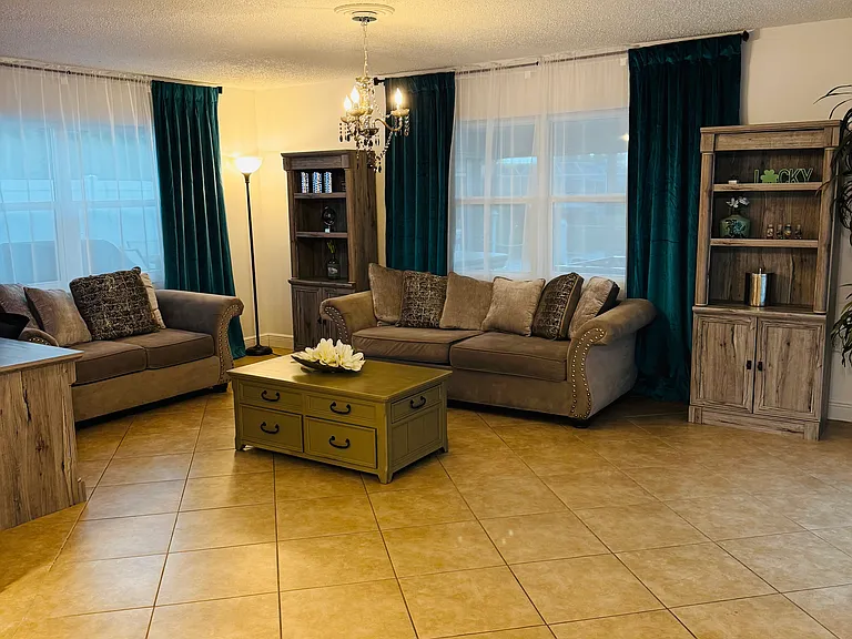 8200 Winthrop Dr #8120 — Photo 40