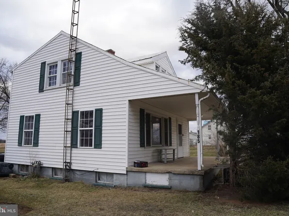 185 Middleway Pike, Inwood, WV 25428