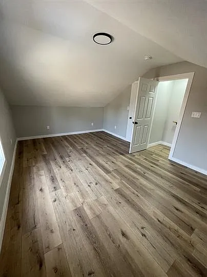 222 Fairmont Ave #B — Photo 6