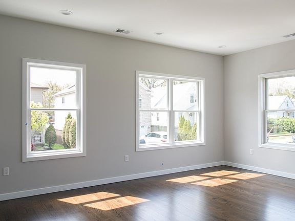 1st floor living room