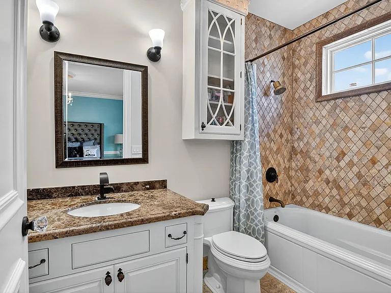 377 E Coconut Palm Rd — Photo 45