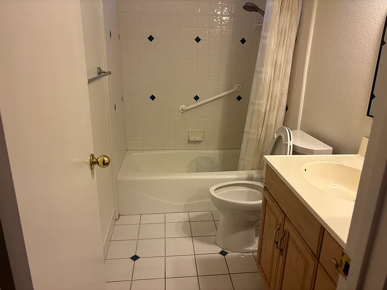 5468 Century Plaza Way — Photo 6
