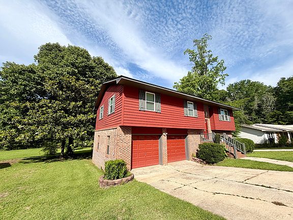 3rd image of 840 Windsorwood Dr