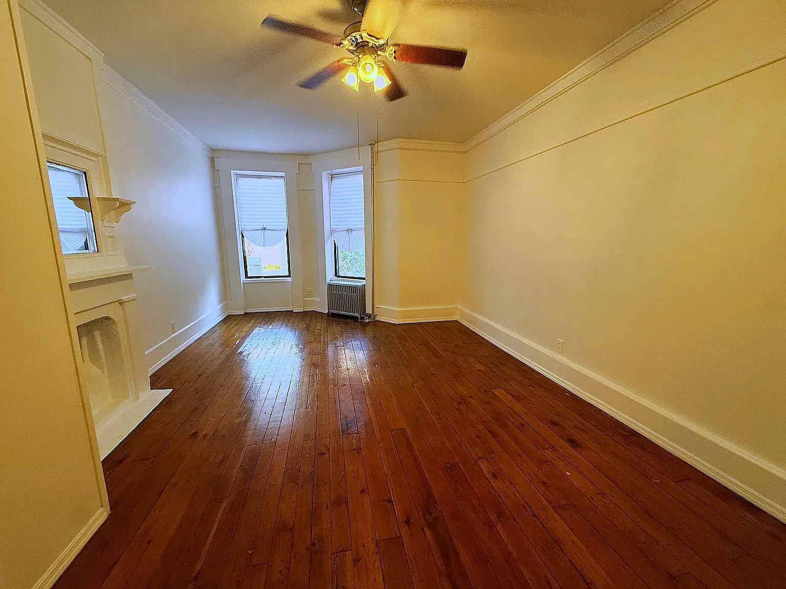 58 16th Street — Photo 3