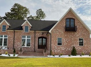 203 Windemere Ln, Dothan, AL 36303