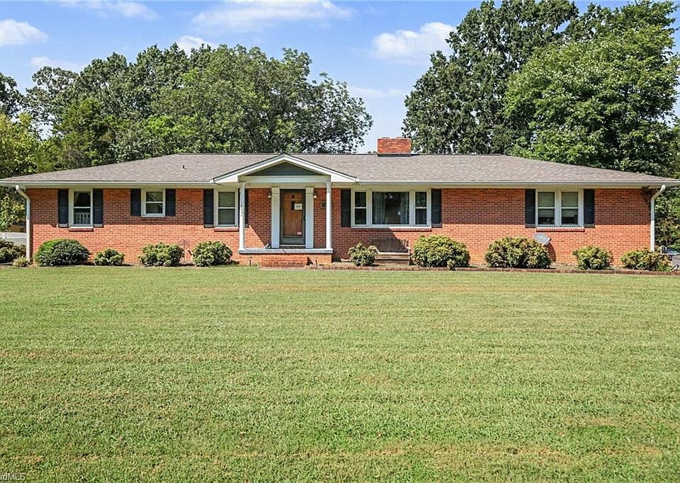 1st image of 117 Fox Ln