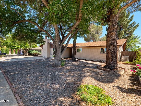 2nd image of 1080 N CATALINA Drive