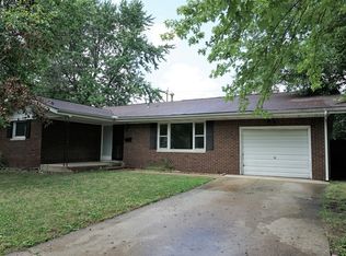 308 Briar Ln, Champaign, IL