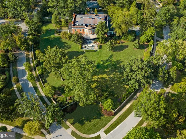 15 Charlcote Pl, Baltimore, MD 21218