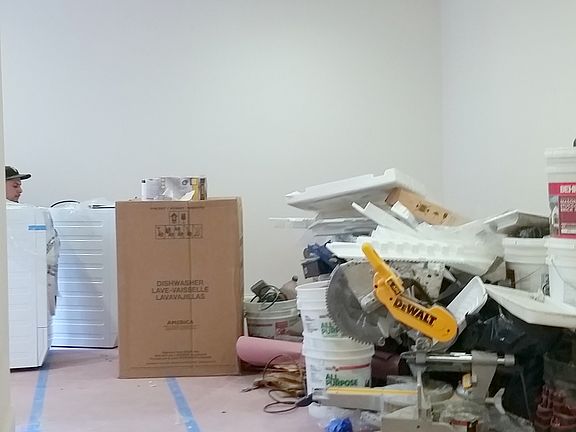 3rd image of 347 Pleasant Ave APT 1B