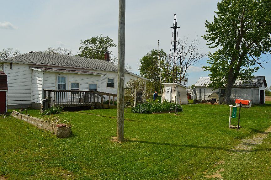2nd image of 12644 Wonderly Rd
