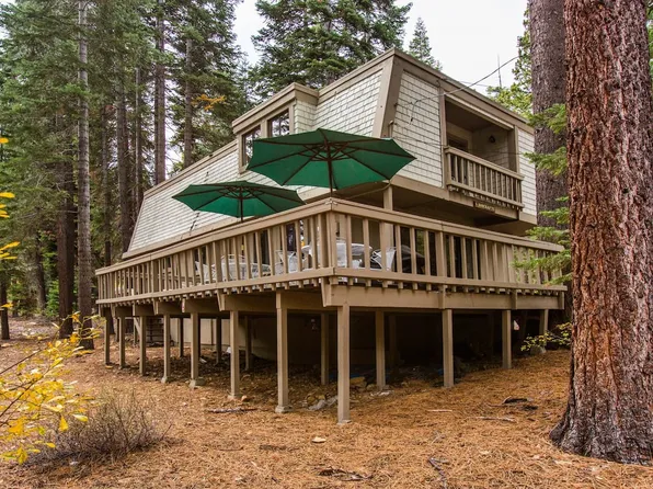 643 Agate Rd, Carnelian Bay, CA 96140