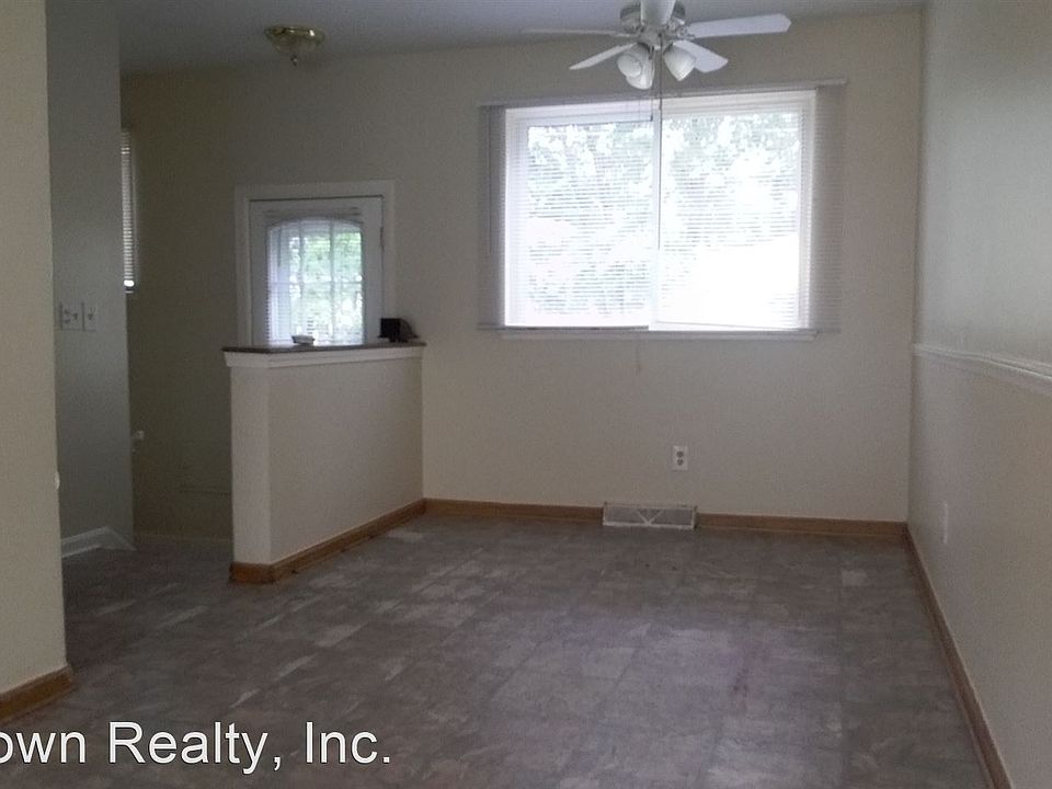 1st image of 1211 Desoto Ave
