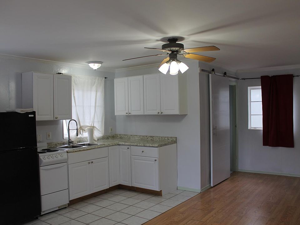 1st image of 3011 49th St S #1/2