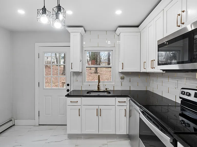 57 School Rd — Photo 22