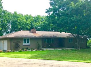 3940 SE Howard Dr, Topeka, KS 66605