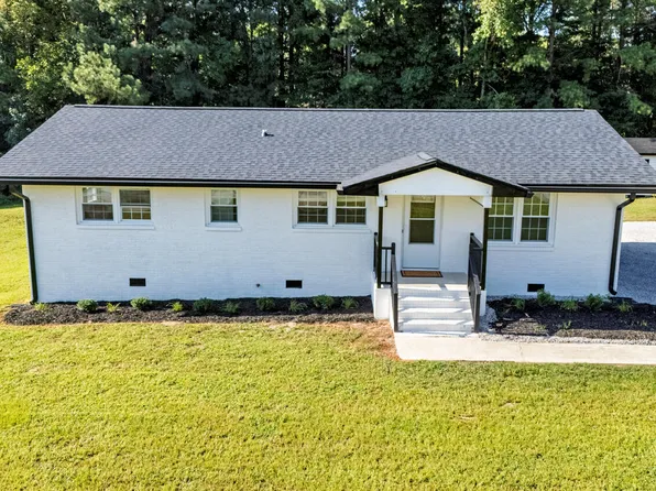 106 Marshay Meadows Rd, Youngsville, NC 27596