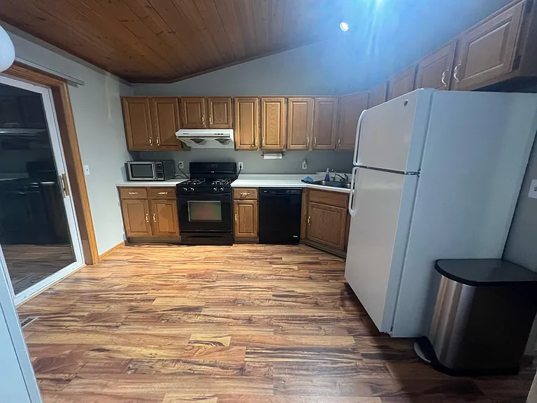 17480 Ixonia Path — Photo 13