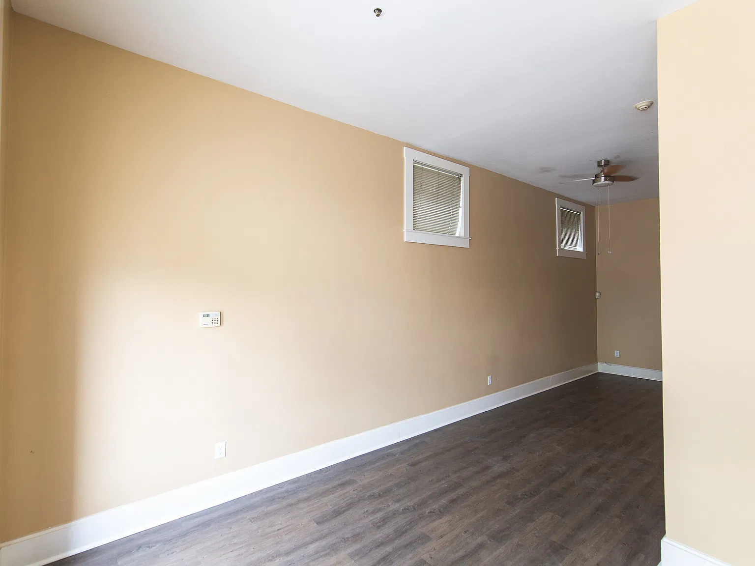 2 bed, 2.0 bath, 1200 sqft, $1,350 — Photo 3