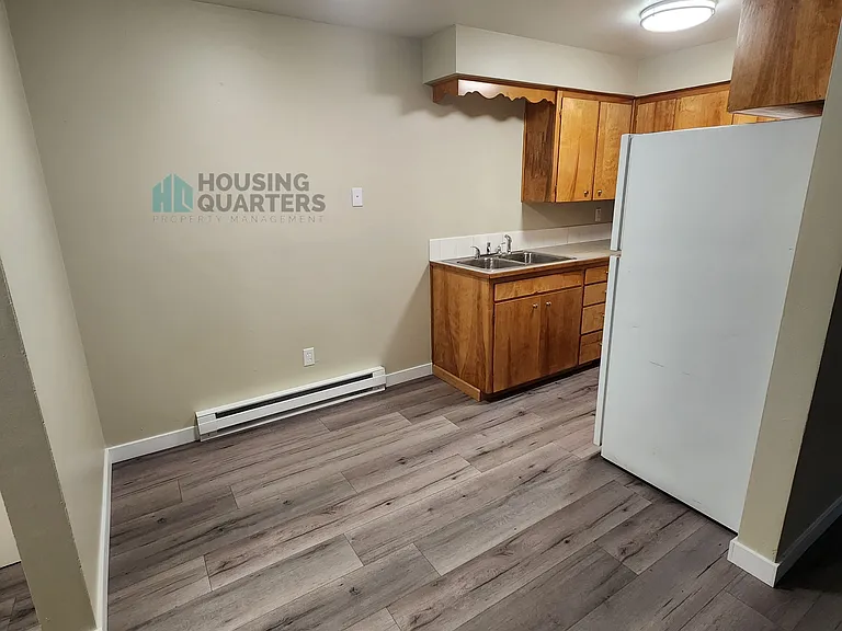 2014 W Broadway Ave #4 — Photo 3