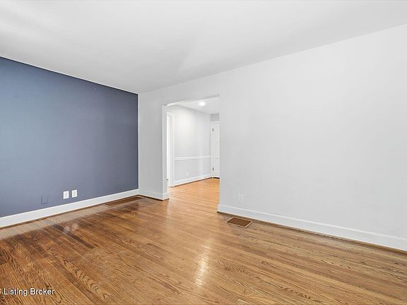 5th image of 3523 Hycliffe Ave